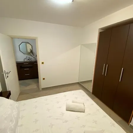 Apartment Andela