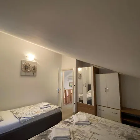 Andela Apartment *