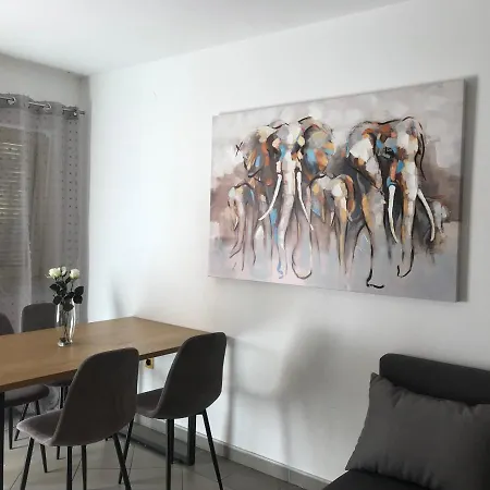 Andela Apartment Petrcane